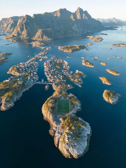Offersøykammen-Henningsvær. Bild 20