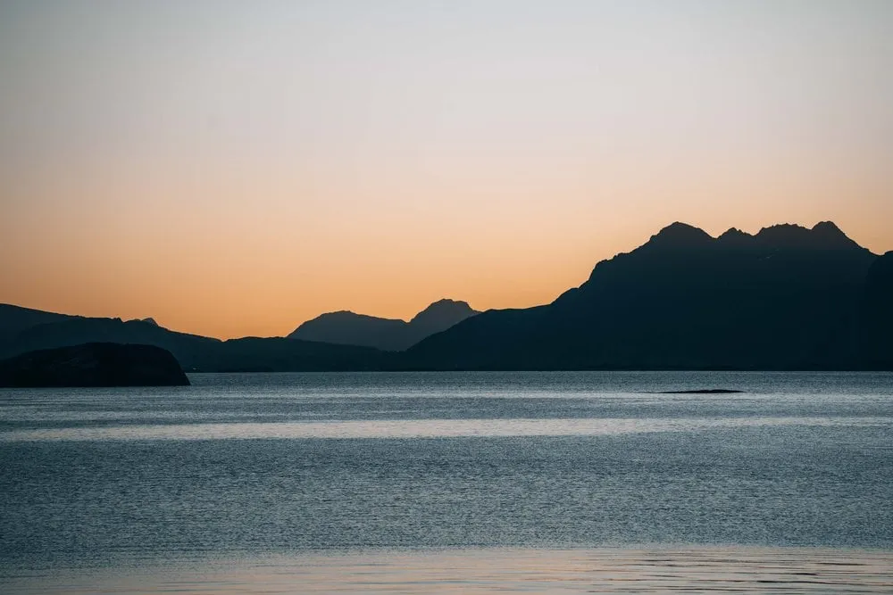 Offersøykammen-Henningsvær. Bild 21