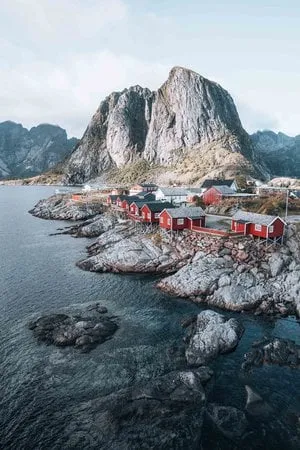 Sakrisøy - Nusfjord. Bild 23