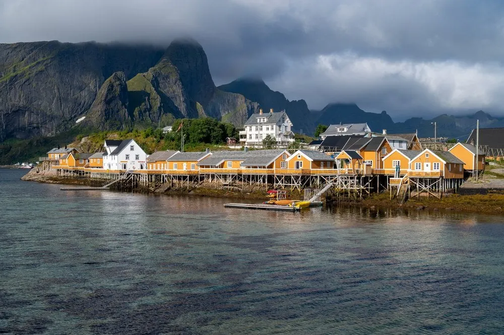 Sakrisøy - Reinebringen. Bild 4